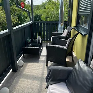 Apartment Ferienwohnung Zur Roni